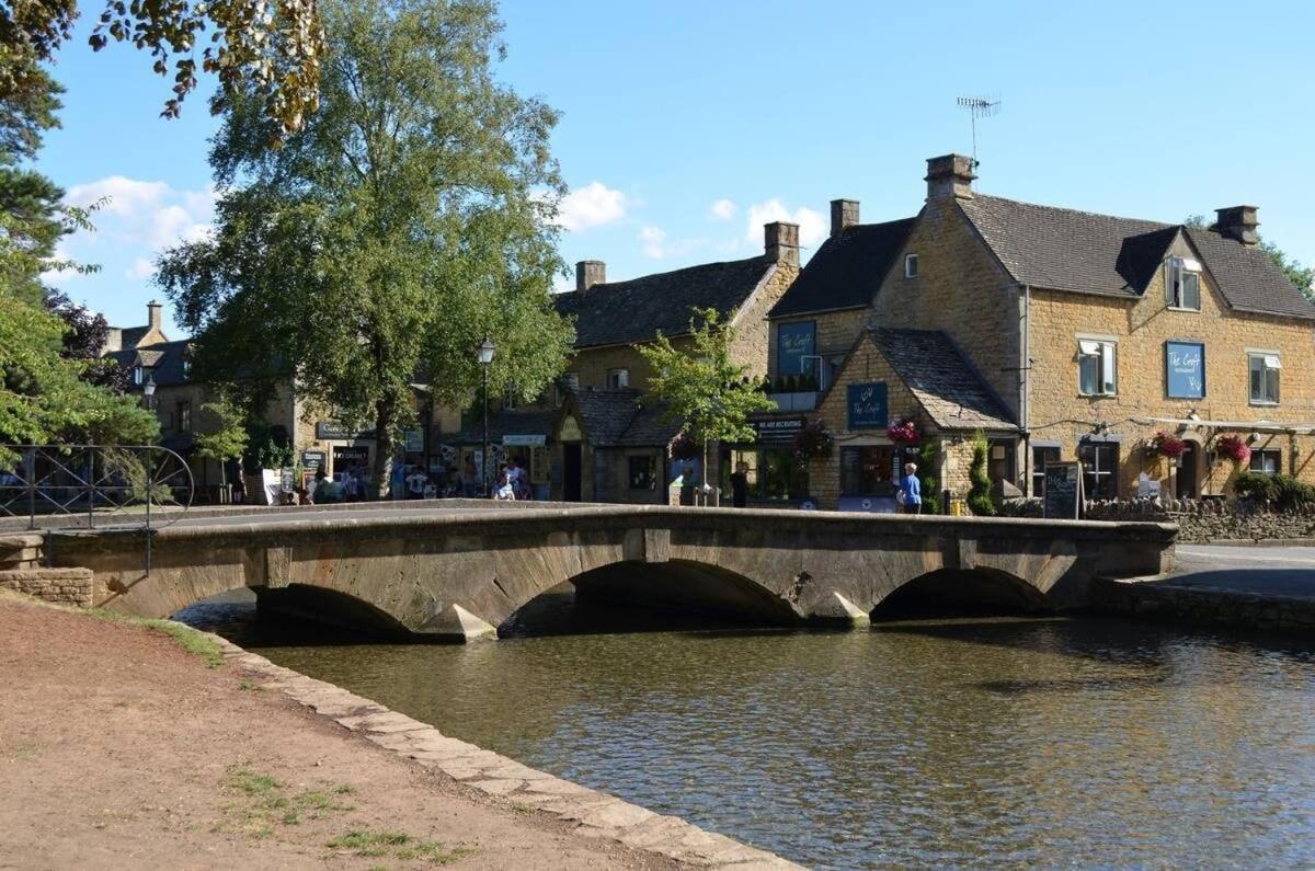 Clover Crest - 2-Bedroom House Bourton-on-the-Water Buitenkant foto