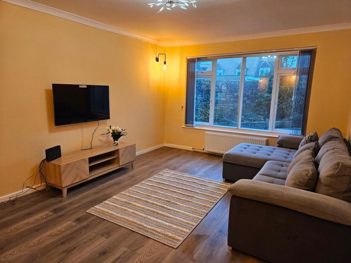 Clover Crest - 2-Bedroom House Bourton-on-the-Water Buitenkant foto